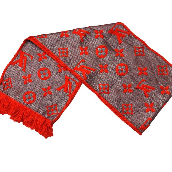 LOUIS VUITTON LV Vintage Shine Red & Silver Monogram Scarf VWT - Picture 4 of 12